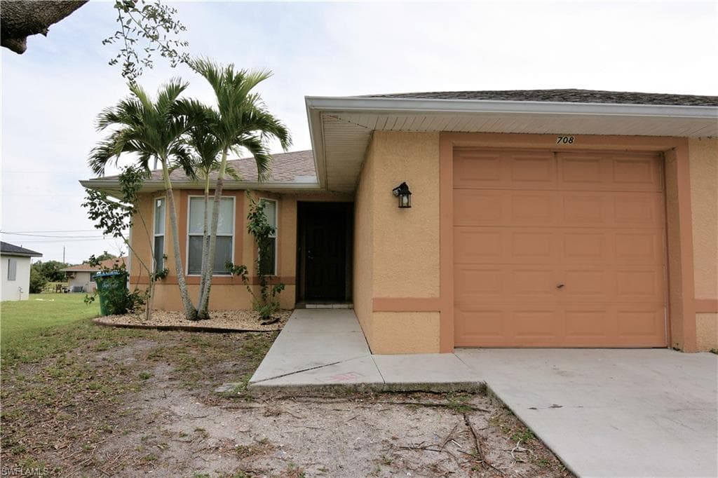 708 SE 8th TER CAPE CORAL, FL 33990