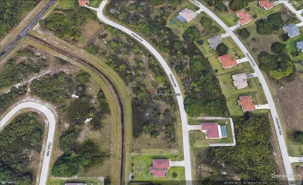 338 Pinafore AVE LEHIGH ACRES, FL 33936