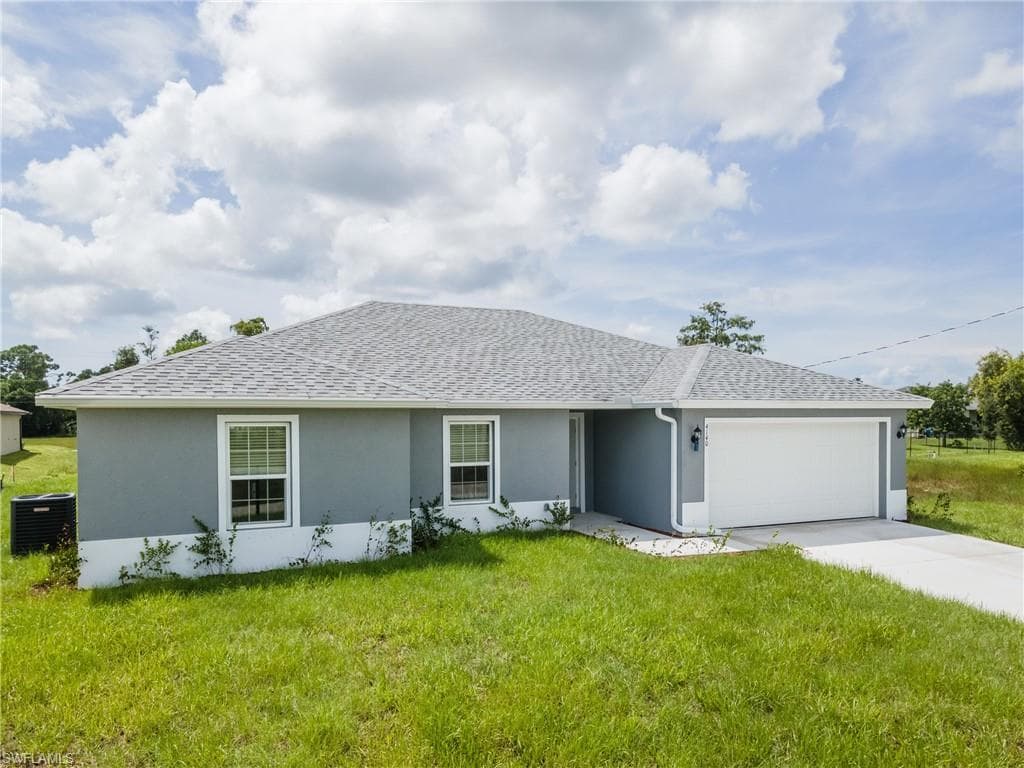 2709 NE 2nd AVE CAPE CORAL, FL 33909