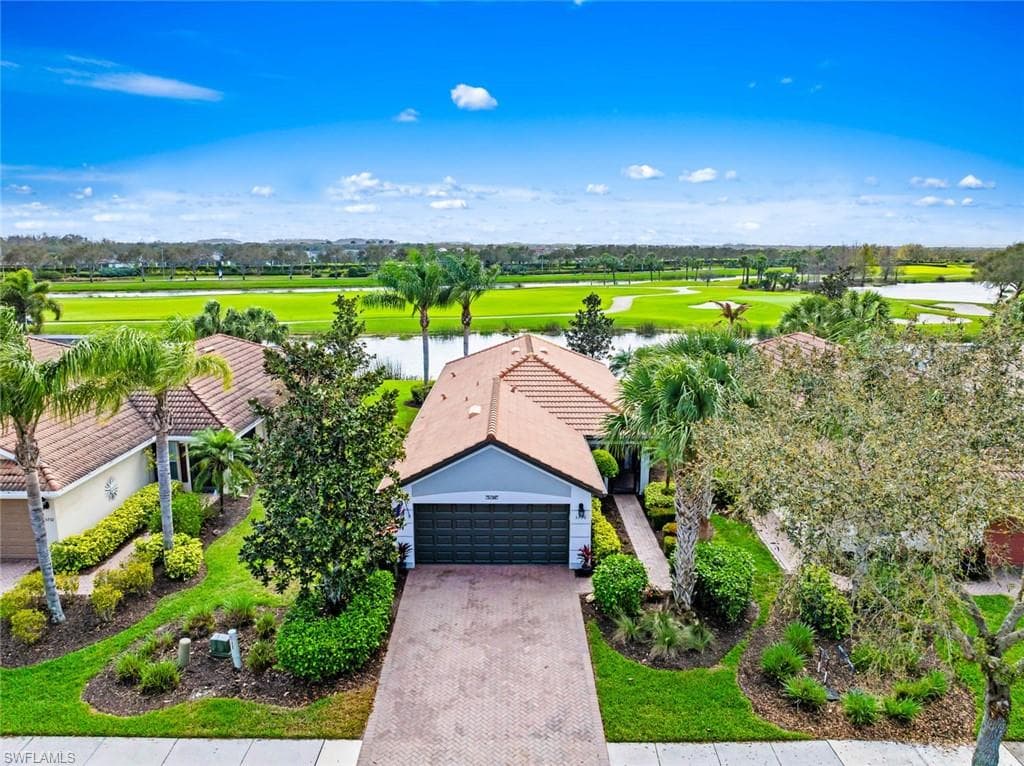 5796 Declaration CT AVE MARIA, FL 34142