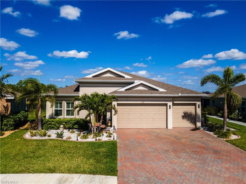 3267 Baravaldo CIR CAPE CORAL, FL 33909