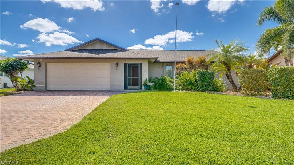1018 SE 22nd ST CAPE CORAL, FL 33990
