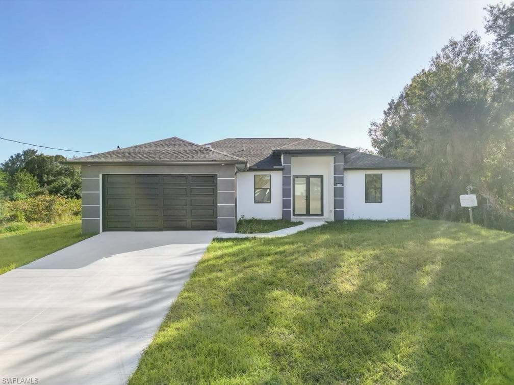3305 49th ST W LEHIGH ACRES, FL 33971