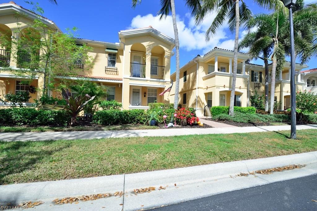 28725 Alessandria CIR BONITA SPRINGS, FL 34135