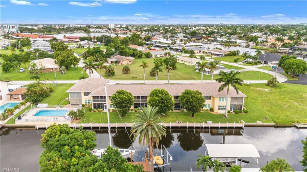 4924 Tudor DR 103 CAPE CORAL, FL 33904