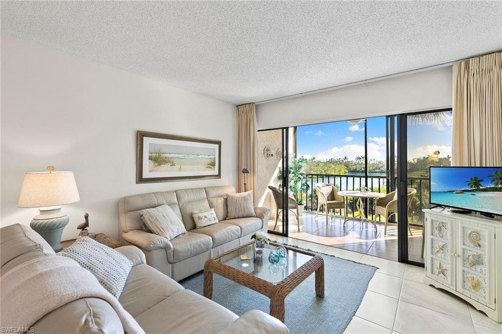 21440 Bay Village DR 124 FORT MYERS BEACH, FL 33931