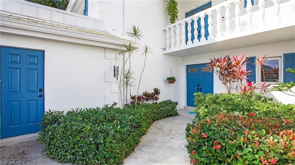 201 Palm River BLVD E101 NAPLES, FL 34110