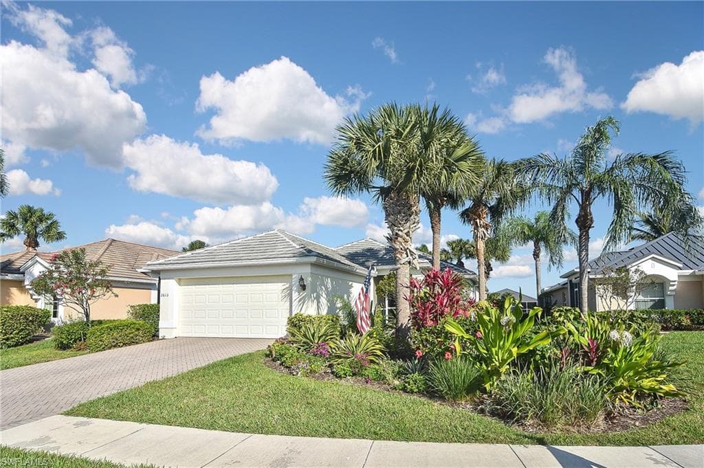2613 Clairfont CT CAPE CORAL, FL 33991