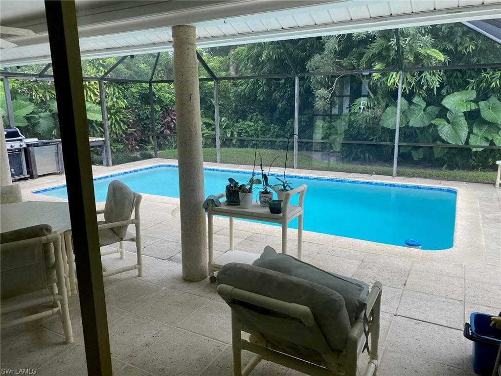 4599 Chippendale DR S NAPLES, FL 34112
