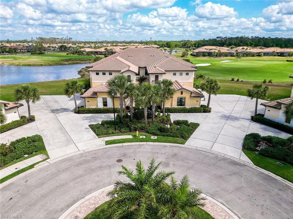 10450 Casella WAY 101 FORT MYERS, FL 33913