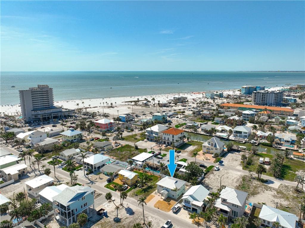 195 Pearl ST FORT MYERS BEACH, FL 33931