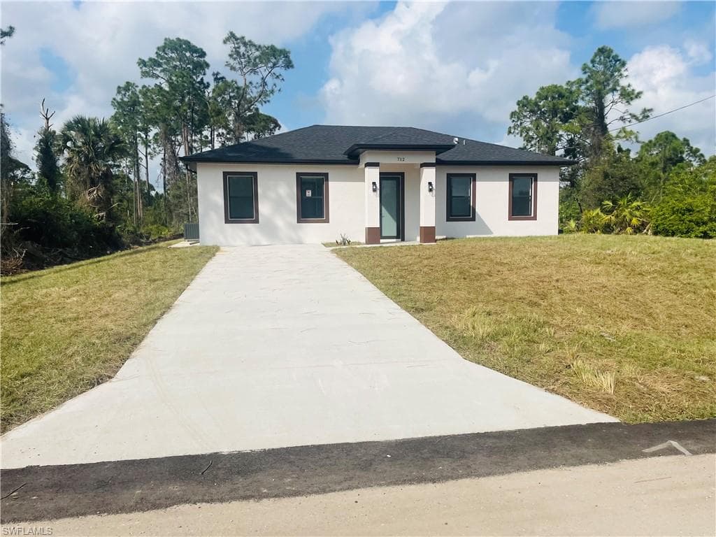 712 Clemwood AVE S LEHIGH ACRES, FL 33974