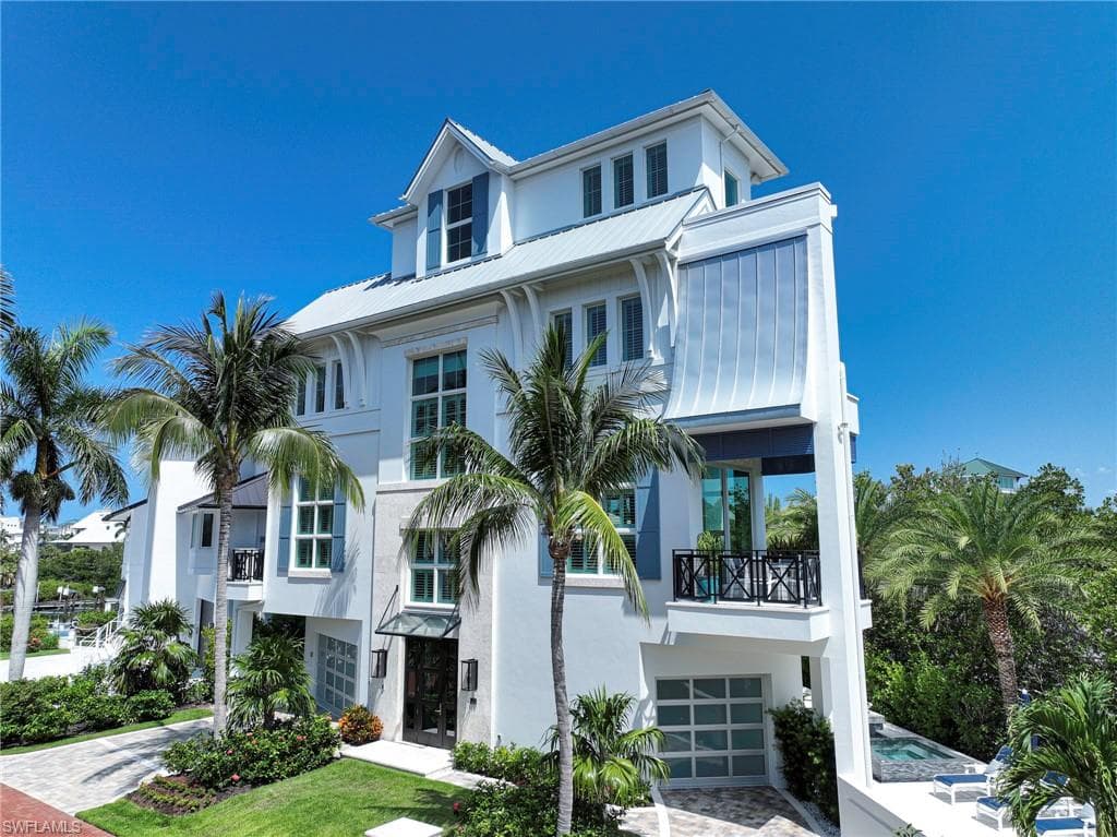 191 Bayfront DR BONITA SPRINGS, FL 34134
