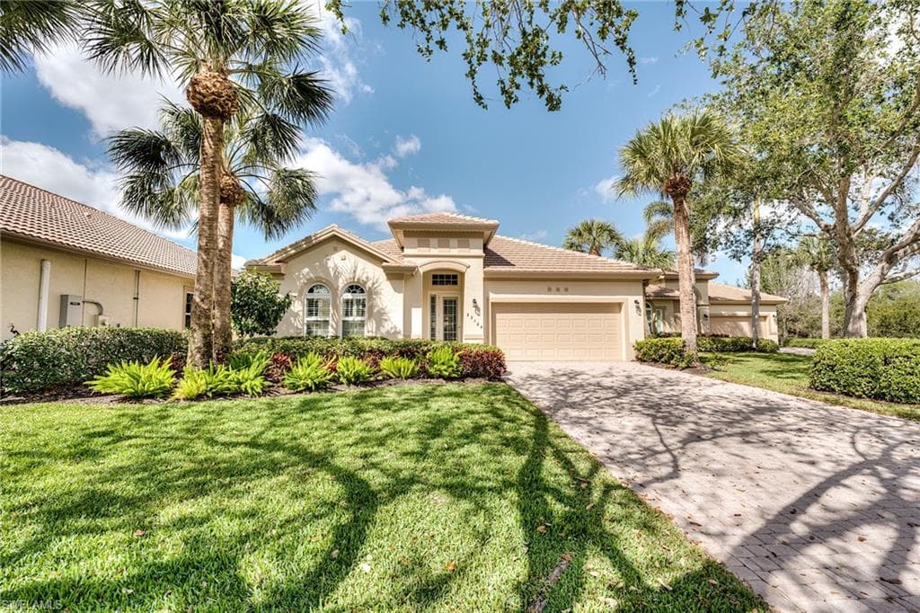 23124 Oakglen LN ESTERO, FL 34135