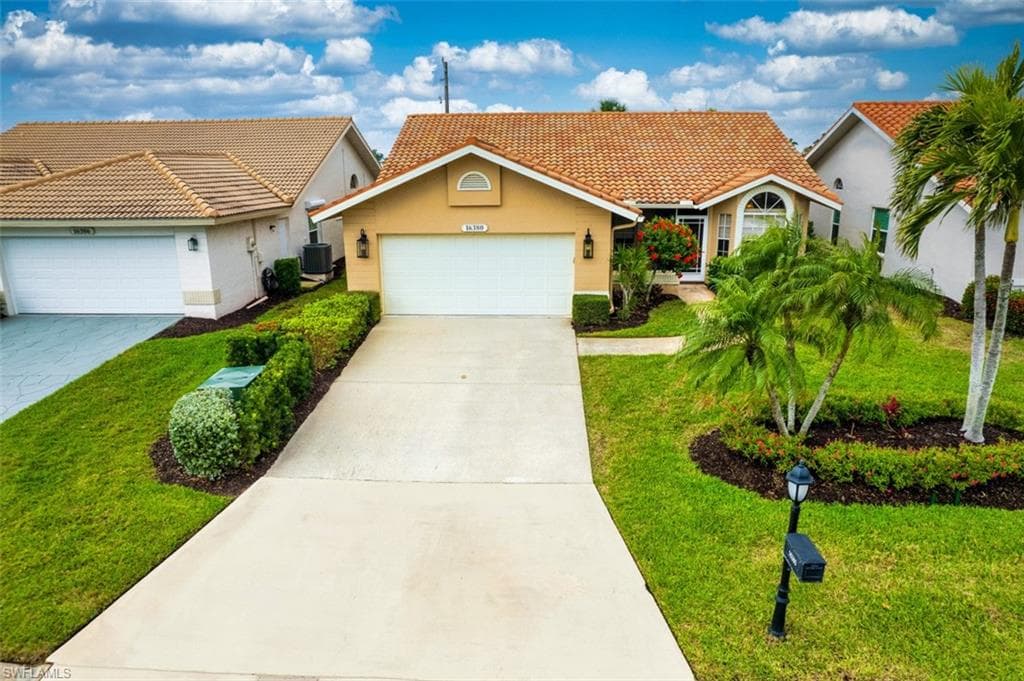 16380 Kelly Woods DR FORT MYERS, FL 33908