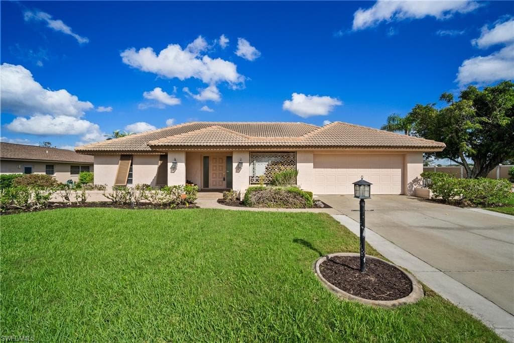 1593 Tredegar DR FORT MYERS, FL 33919