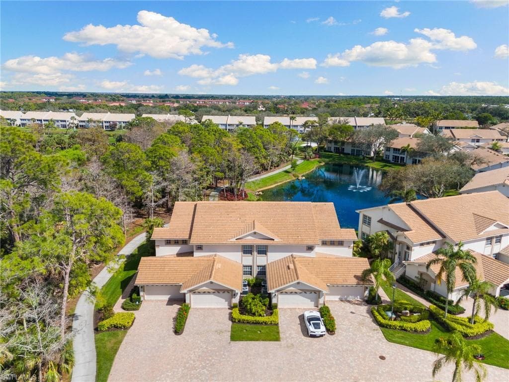 5624 Whisperwood BLVD 1401 NAPLES, FL 34110