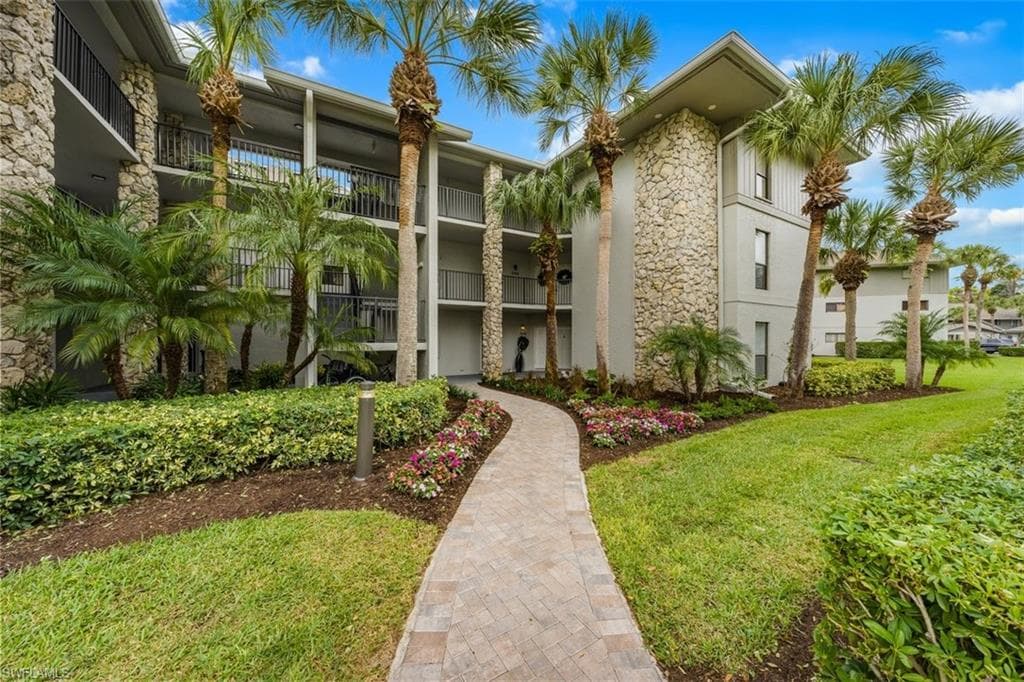 758 Eagle Creek DR G176 NAPLES, FL 34113
