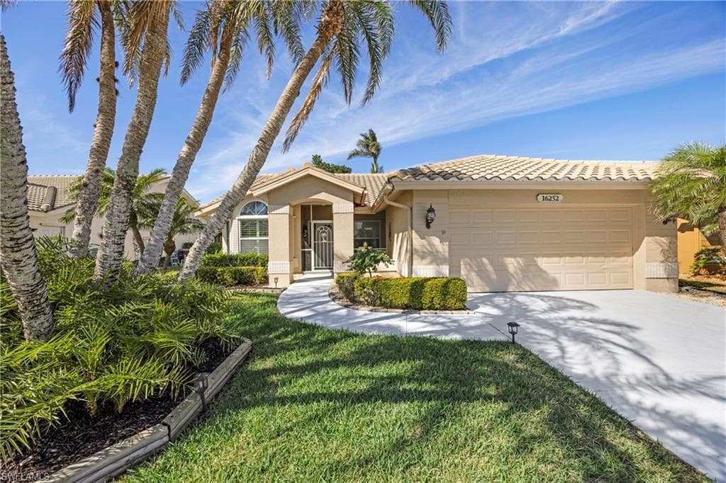 16252 Kelly Woods DR FORT MYERS, FL 33908