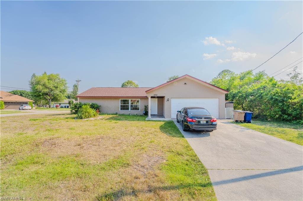 2701 6th ST W LEHIGH ACRES, FL 33971