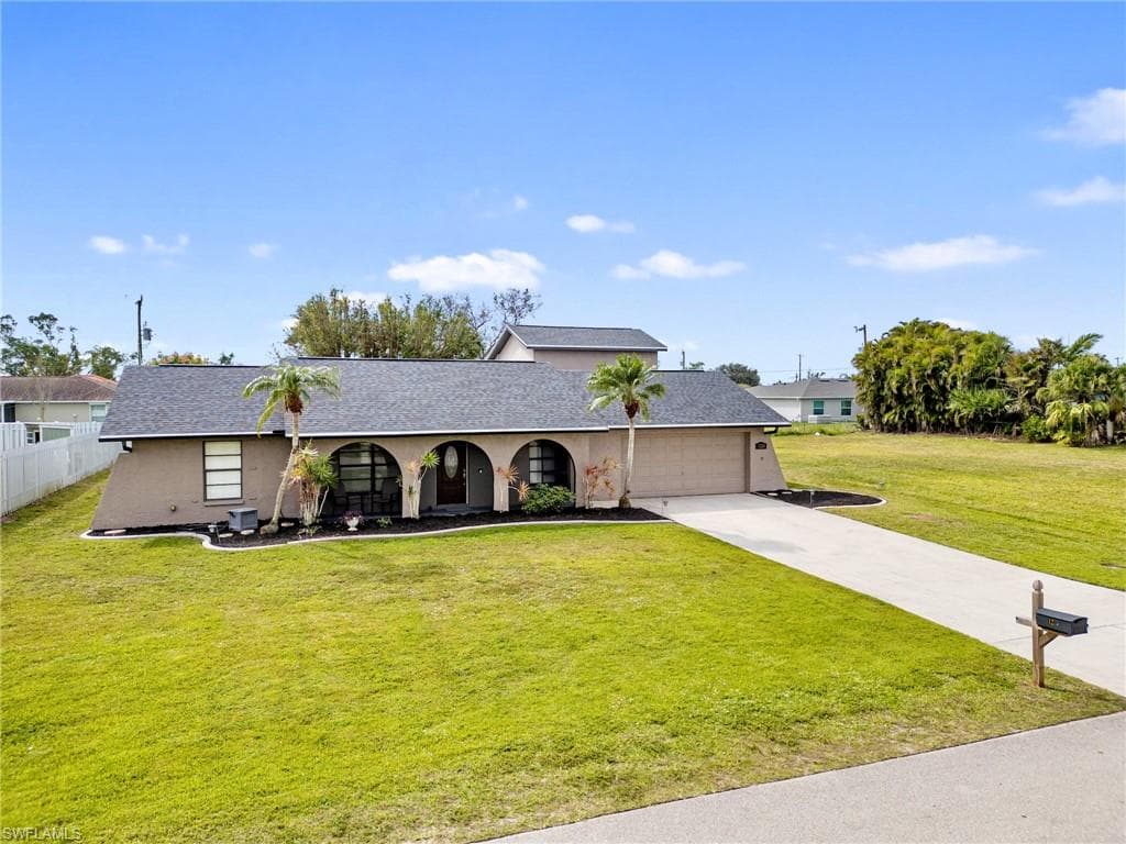 1220 SW 13th ST CAPE CORAL, FL 33991