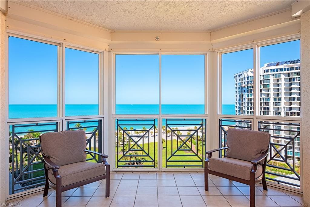 4021 Gulf Shore BLVD N 1006 NAPLES, FL 34103