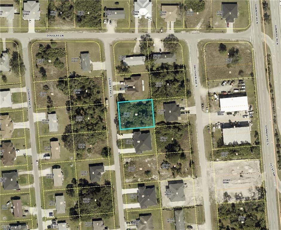109/111 Gilbert AVE S LEHIGH ACRES, FL 33973