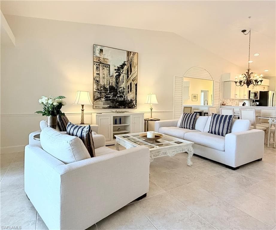 8375 Heritage Links CT 1821 NAPLES, FL 34112
