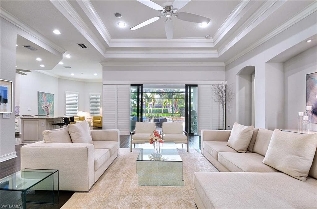 7336 Lantana CIR NAPLES, FL 34119