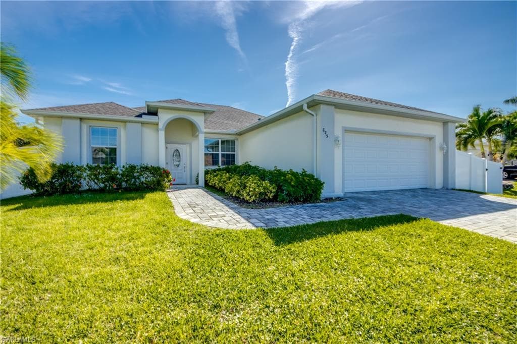 825 SE 5th PL CAPE CORAL, FL 33990