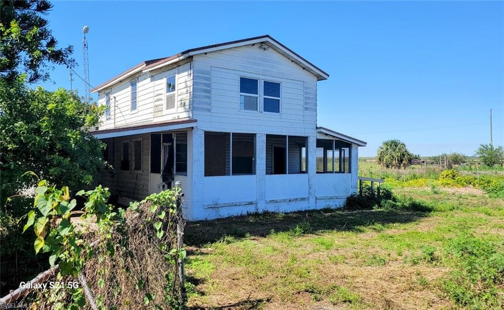 655 County Road 720 CLEWISTON, FL 33440