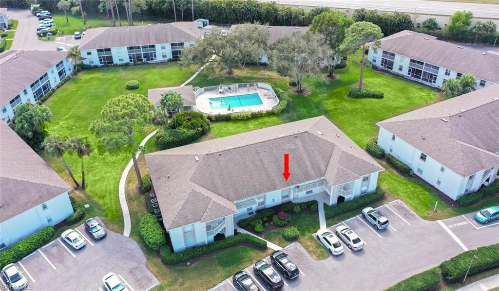 1302 Derbyshire CT C103 NAPLES, FL 34116