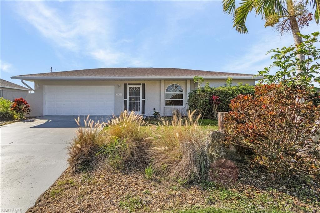 1428 SW 27th TER CAPE CORAL, FL 33914