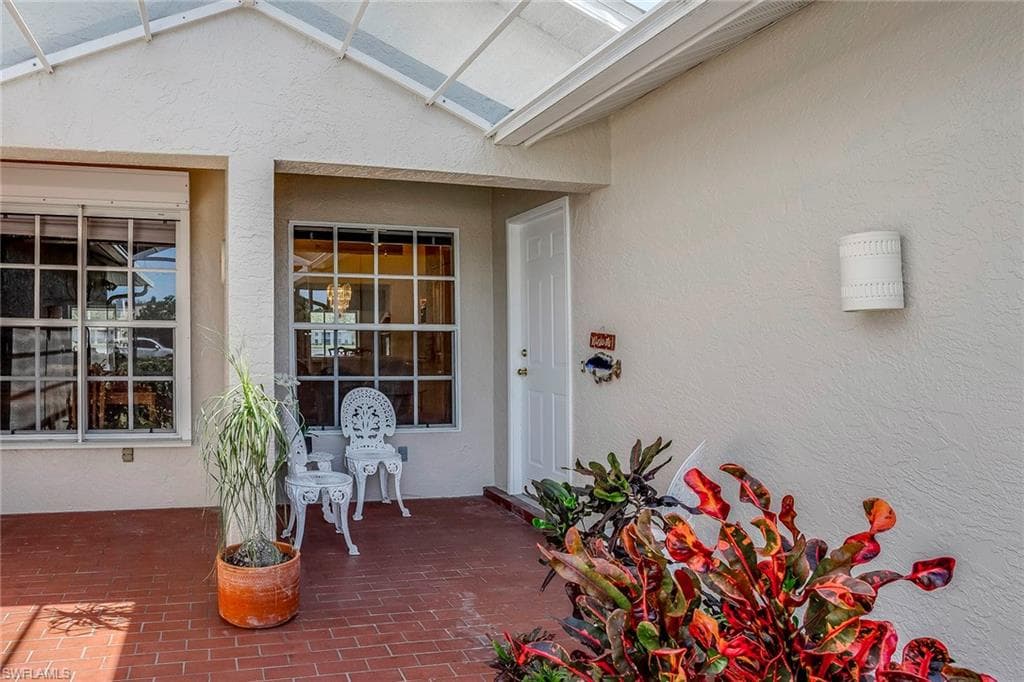 2868 Crown Pointe BLVD 8-2 NAPLES, FL 34112