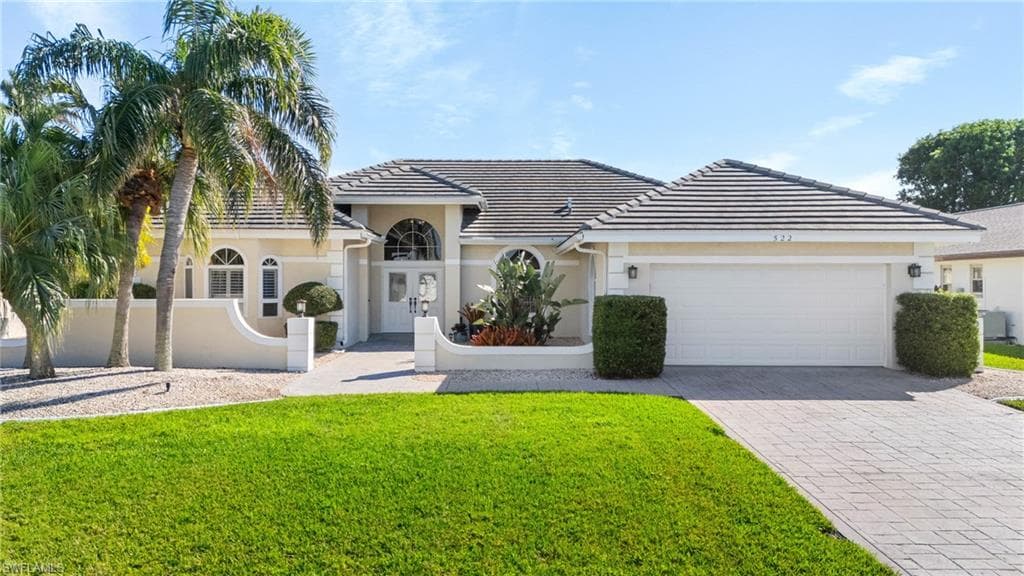 522 SW 51st TER CAPE CORAL, FL 33914