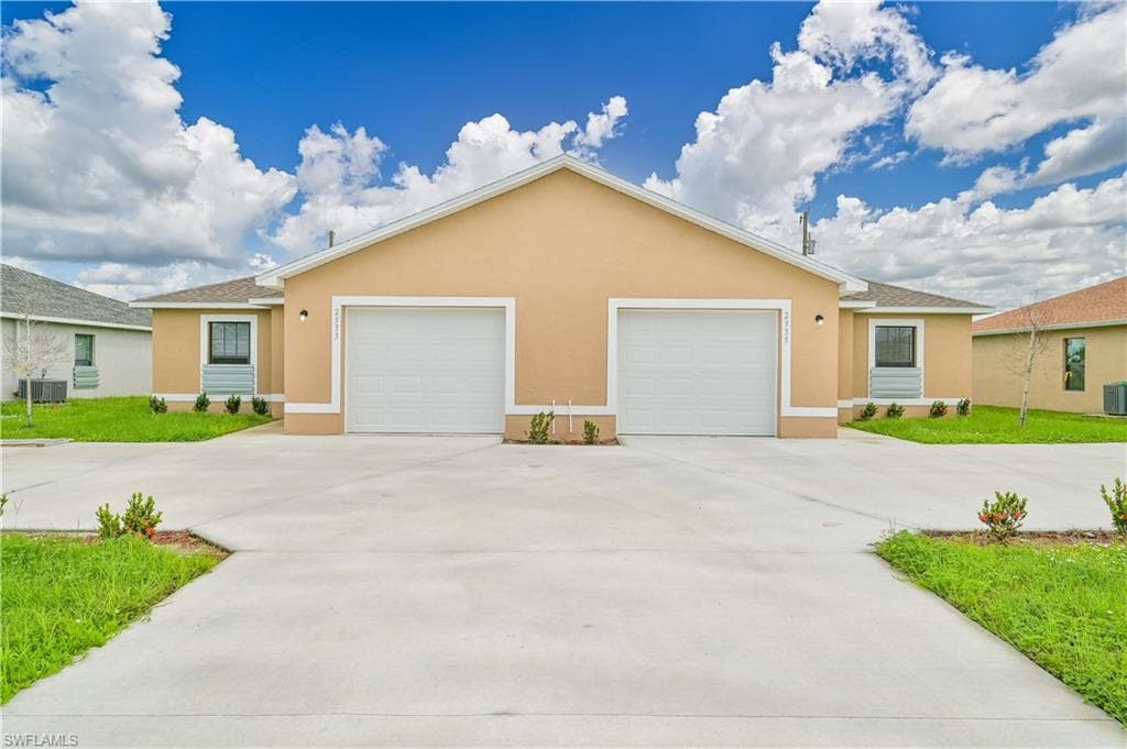 2933-2935 Skyline BLVD CAPE CORAL, FL 33914