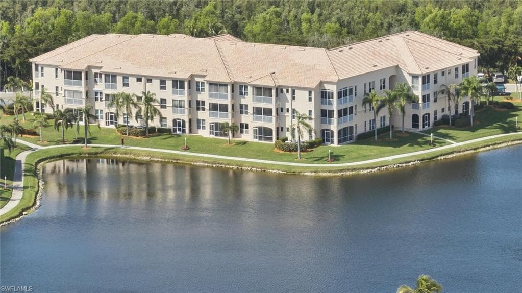 9150 Southmont CV 102 FORT MYERS, FL 33908