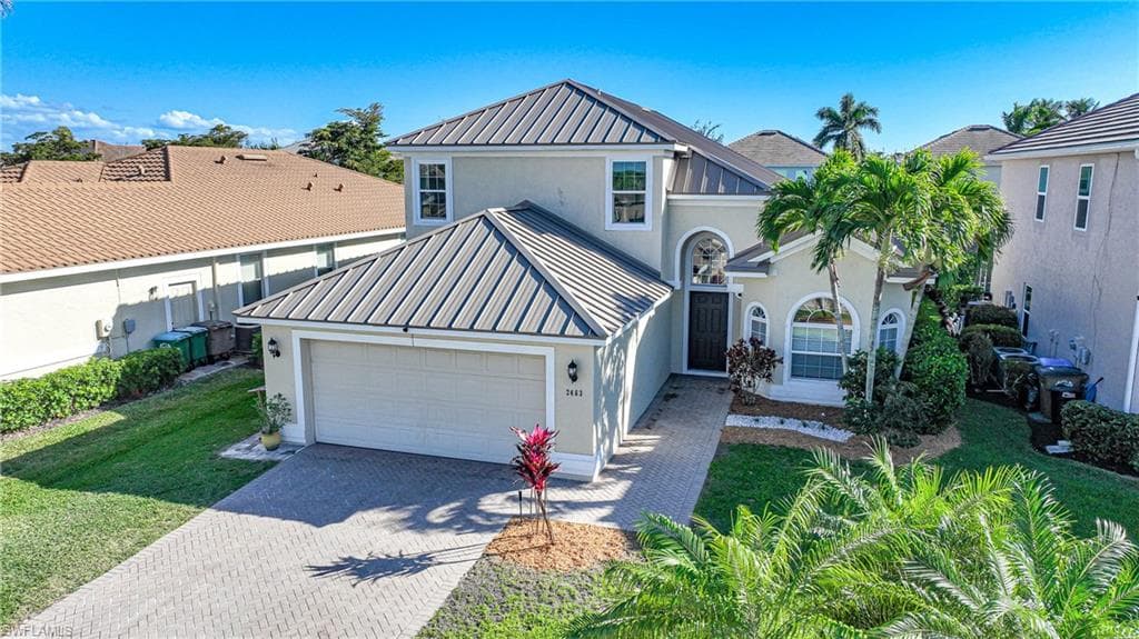 2463 Blackburn CIR CAPE CORAL, FL 33991