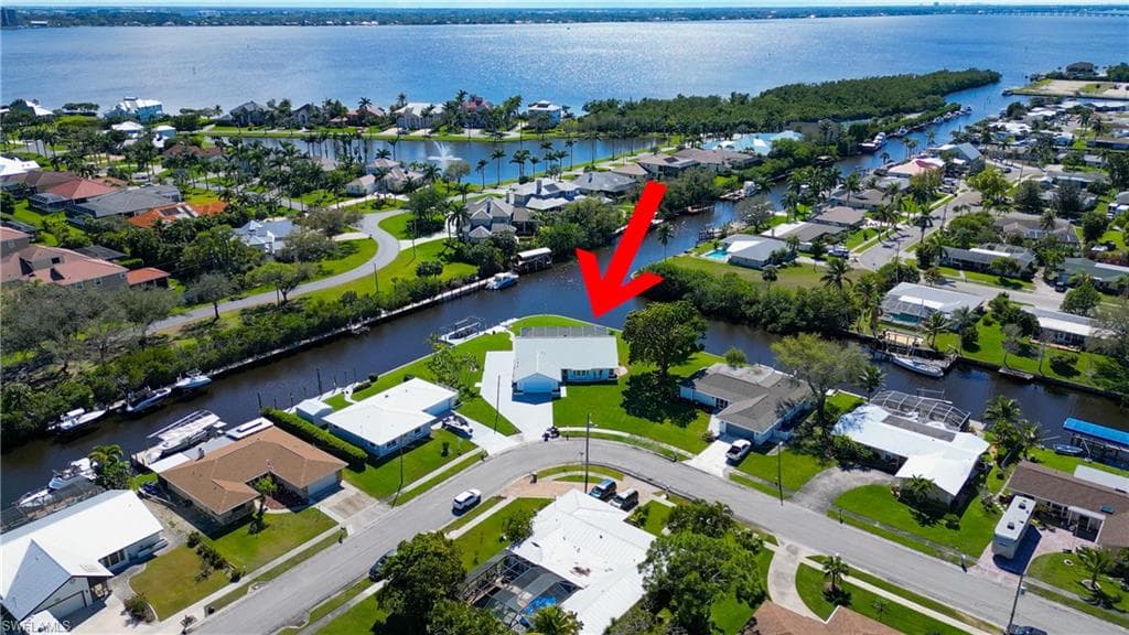 1629 Swan TER NORTH FORT MYERS, FL 33903