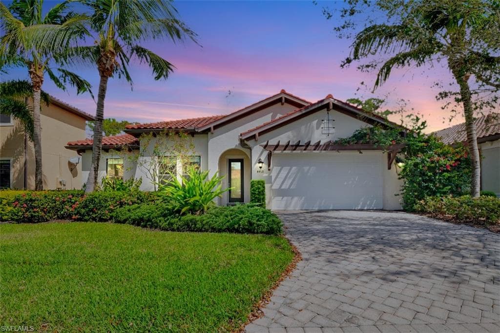 4418 Tamarind WAY NAPLES, FL 34119