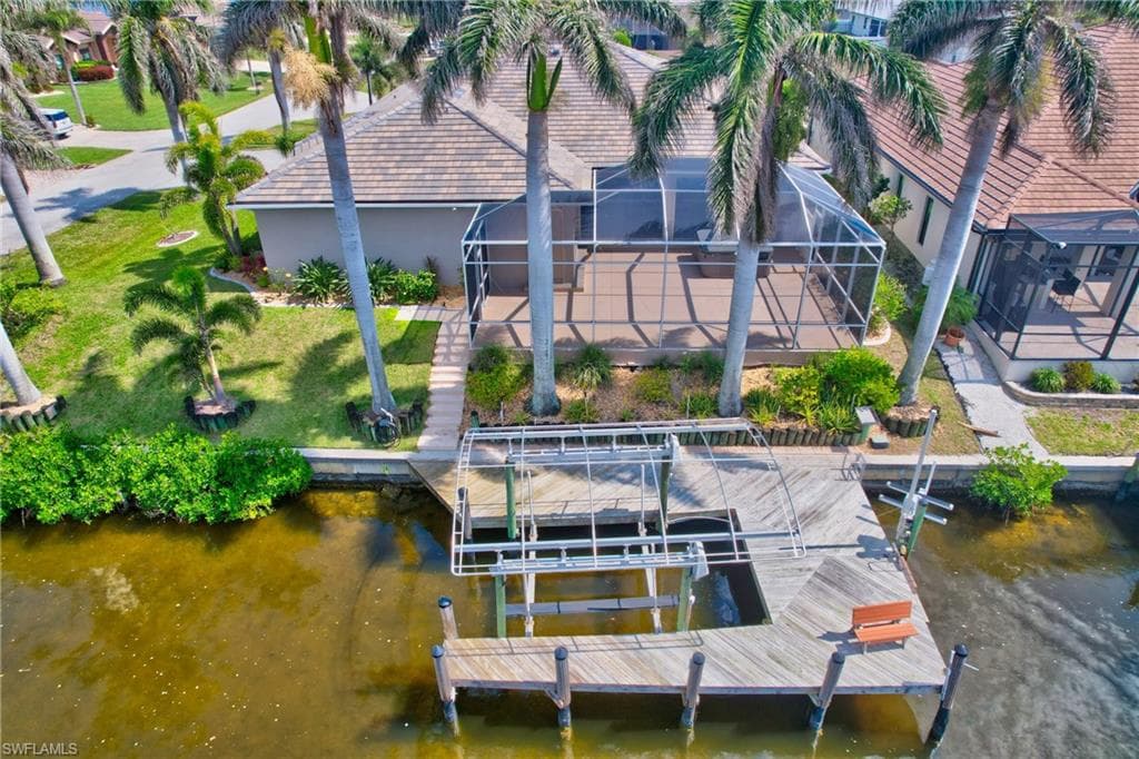 4402 12th PL CAPE CORAL, FL 33914