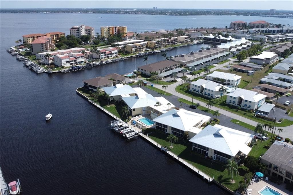 1911 40th TER 102 CAPE CORAL, FL 33904