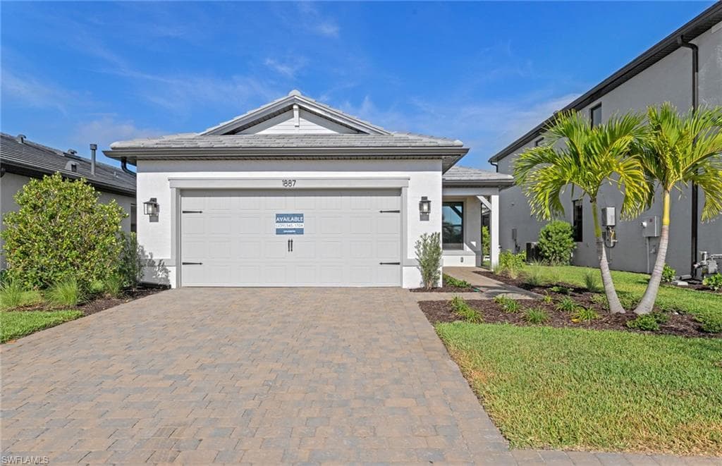 1887 Sierra AVE NAPLES, FL 34120