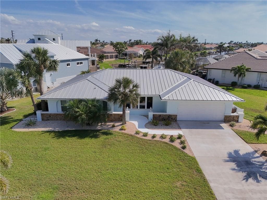 2501 W Marion AVE PUNTA GORDA, FL 33950