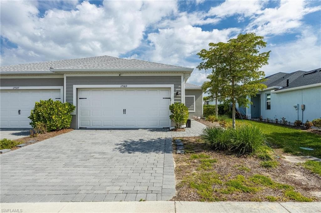 17589 Woodland CT PUNTA GORDA, FL 33982
