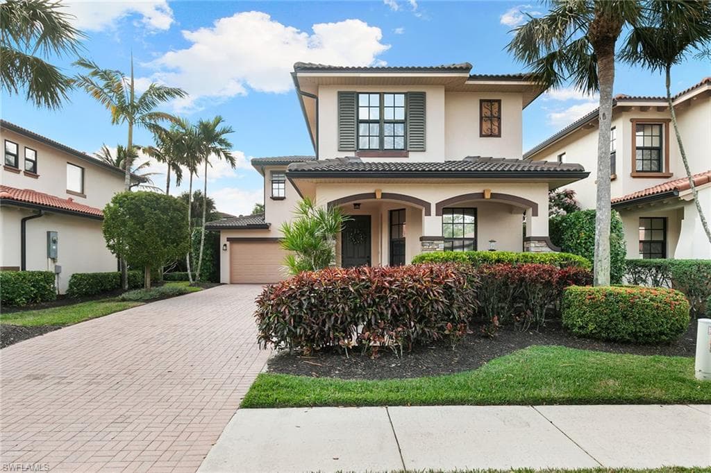 1244 Manado DR NAPLES, FL 34113