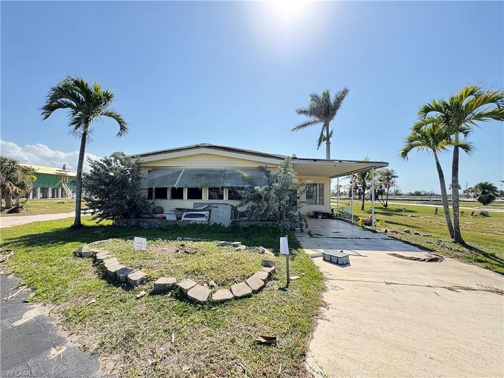 13651 Grackle DR FORT MYERS, FL 33908