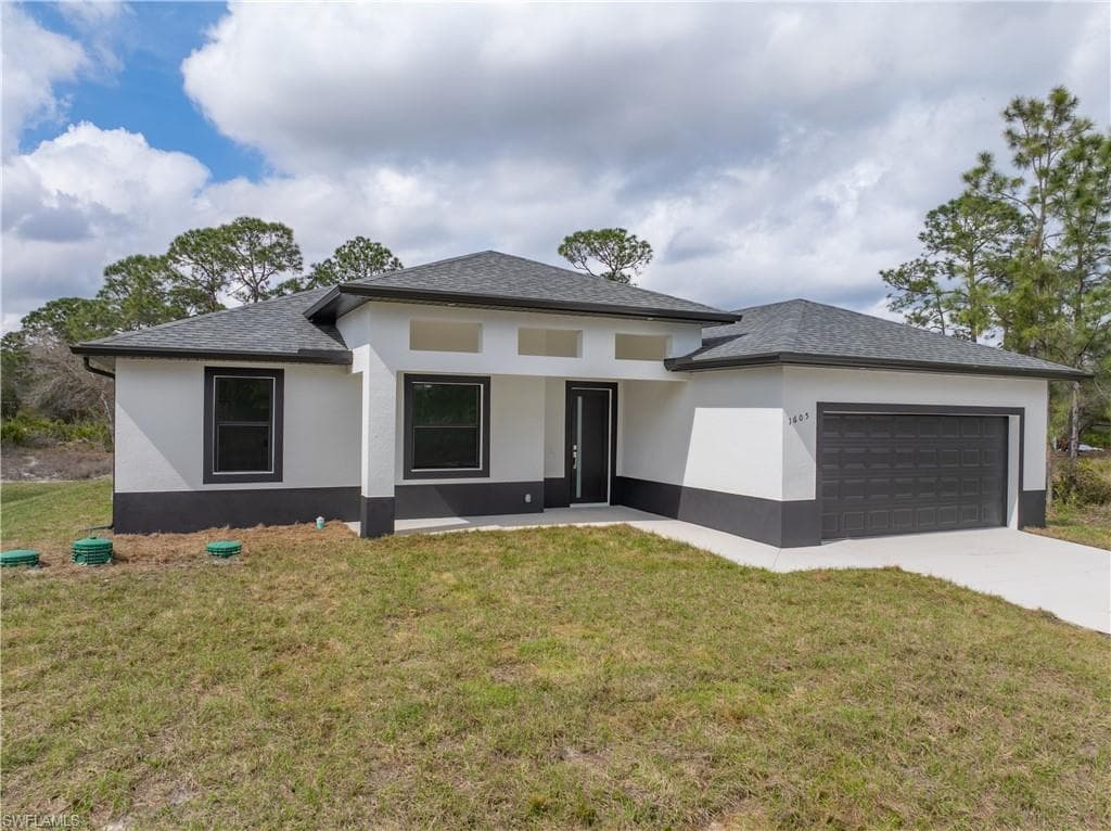 1605 Plumosa AVE LEHIGH ACRES, FL 33972