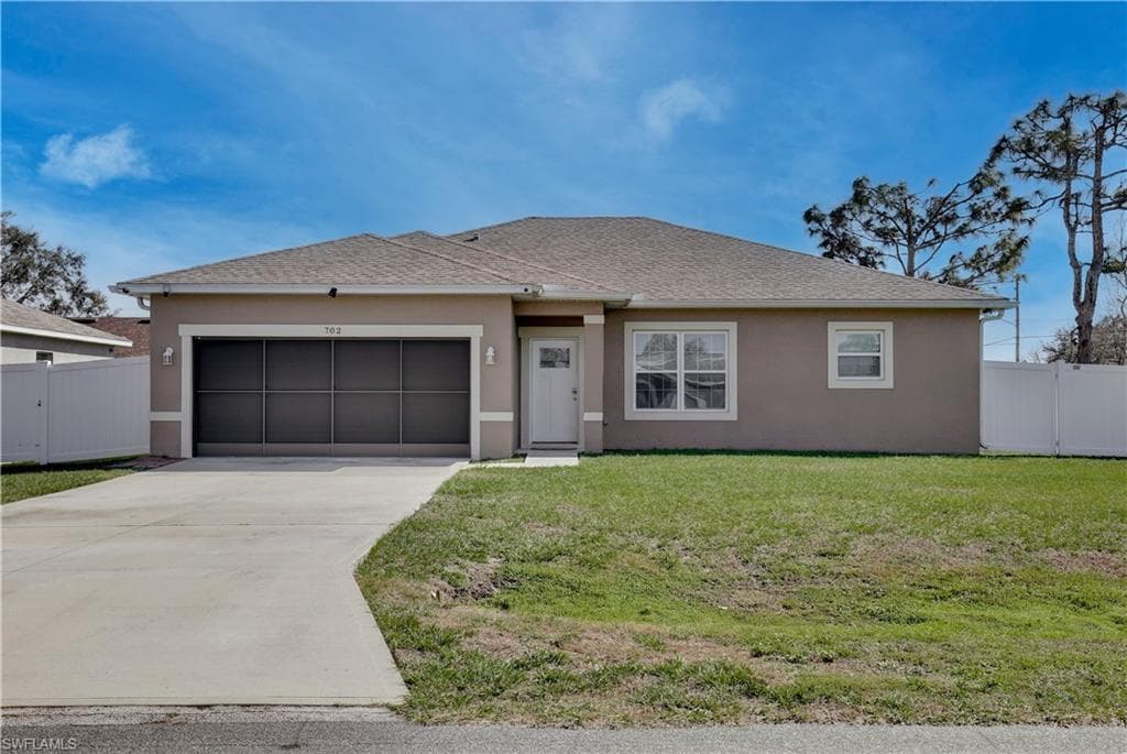 702 Pelican CT KISSIMMEE, FL 34759