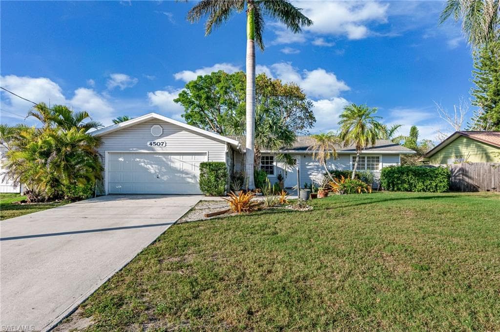 4507 25th CT SW NAPLES, FL 34116